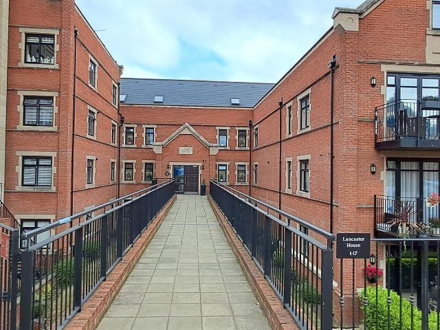 2 bed house to rent in marlborough drive, bushey, wd23