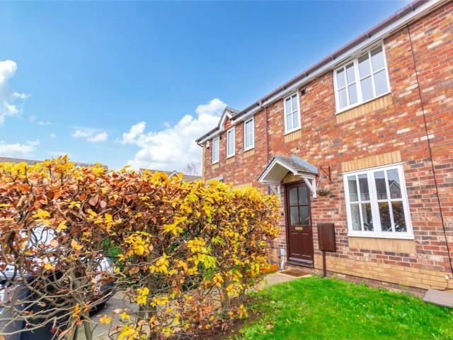 2 bed house to rent in Ullswater Close, Gamston, Nottingham, Nottinghamshire, NG2 £1,050 per month