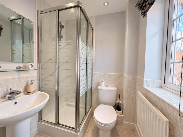 2 bed house to rent in Williams Drive, Calverton, Nottingham