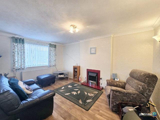 2 bed house to rent