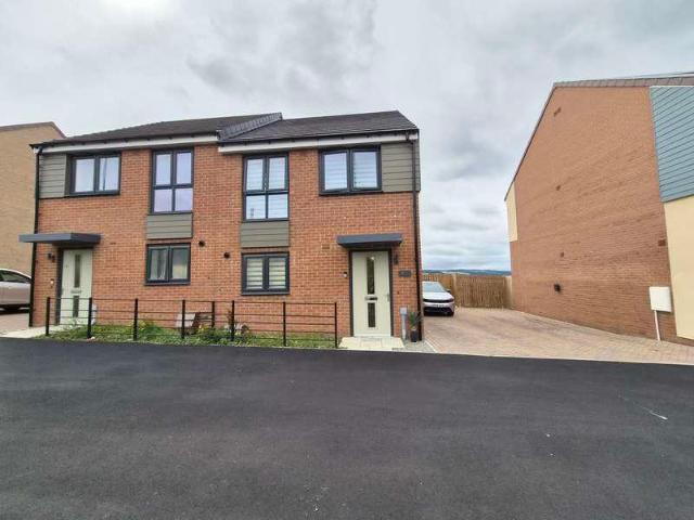 2 bed house to rent