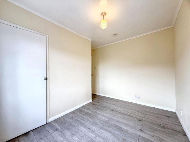 2 bed house to rent