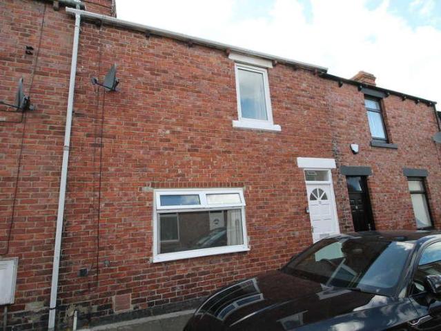 2 bed house to rent