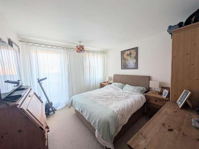 2 bed house to rent