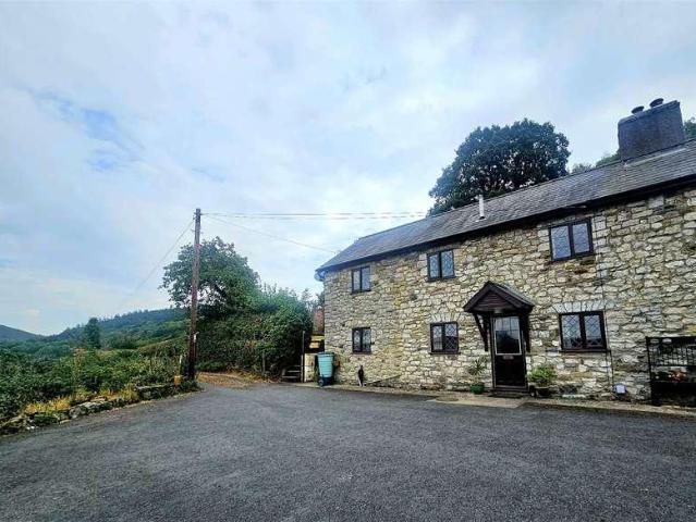 2 bed house to rent