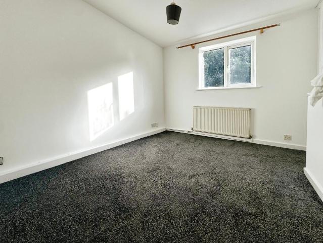 2 bed house to rent