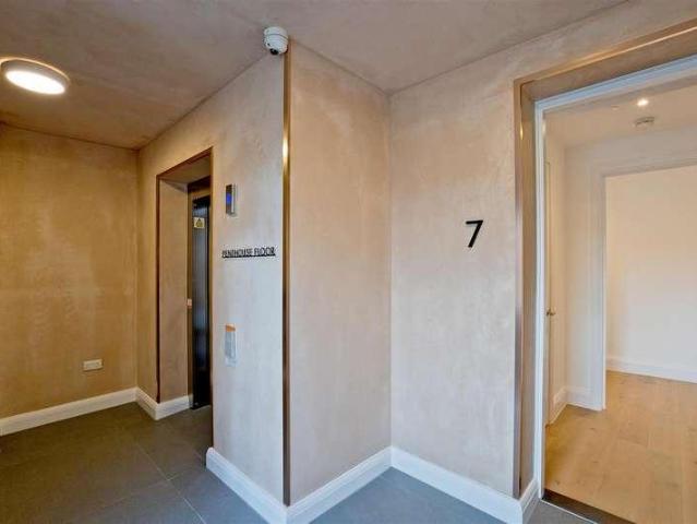 2 bed house to rent