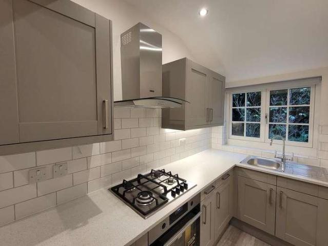 2 bed house to rent