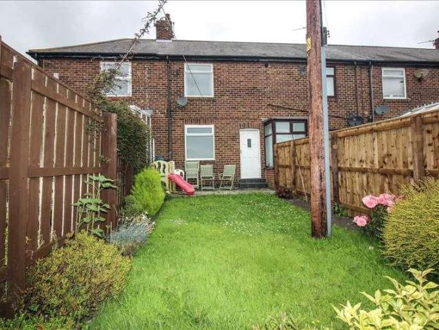 2 bed house to rent
