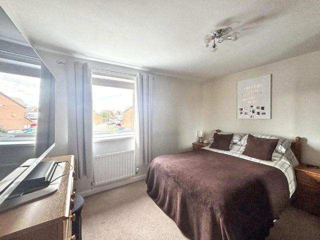 2 bed house to rent