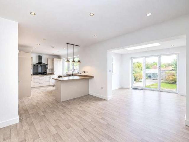 2 bed house to rent