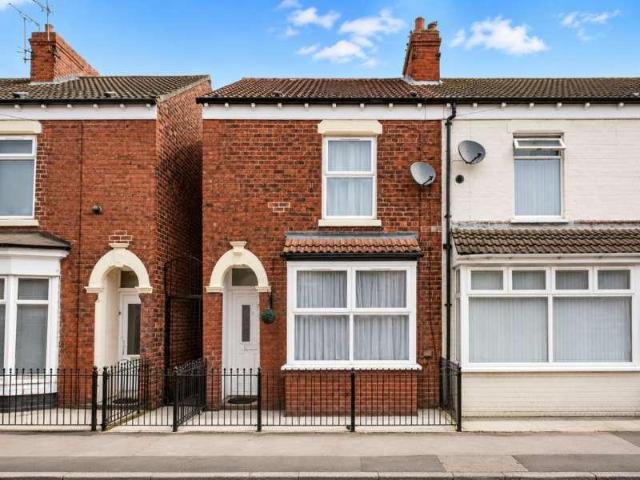2 bed house to rent