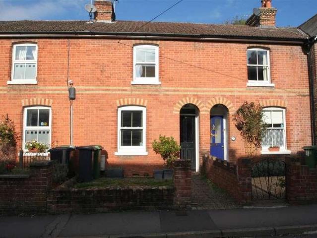2 bed house to rent