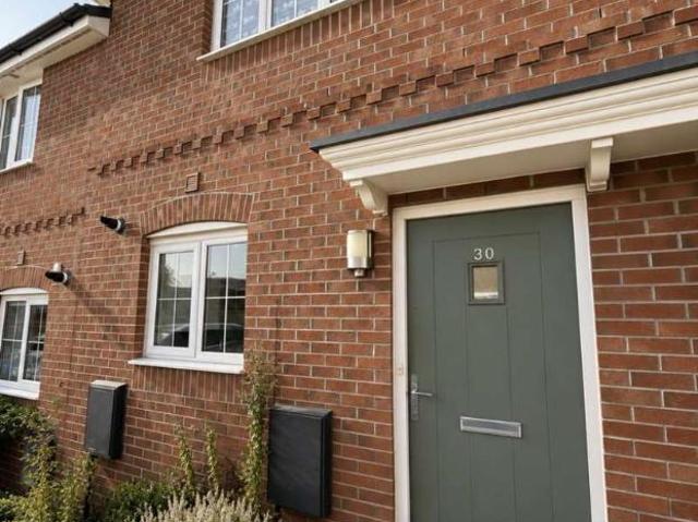 2 bed house to rent