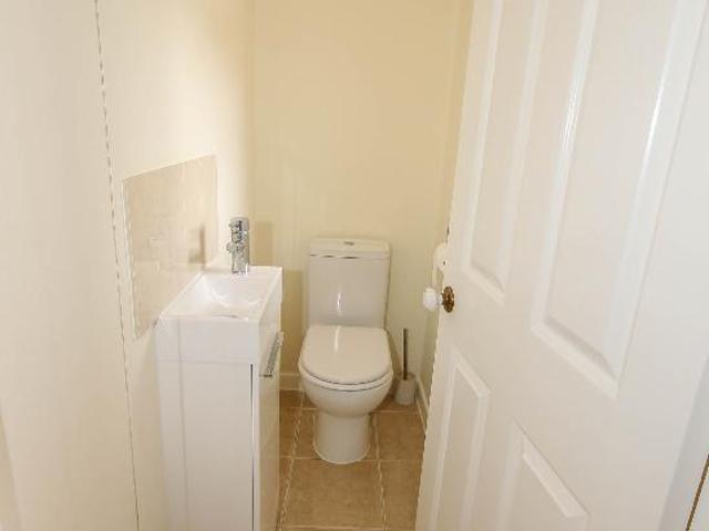 2 bed house to rent