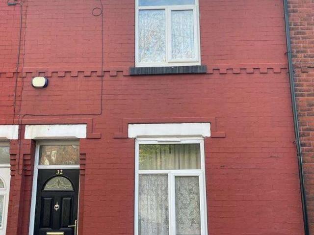 2 bed house to rent