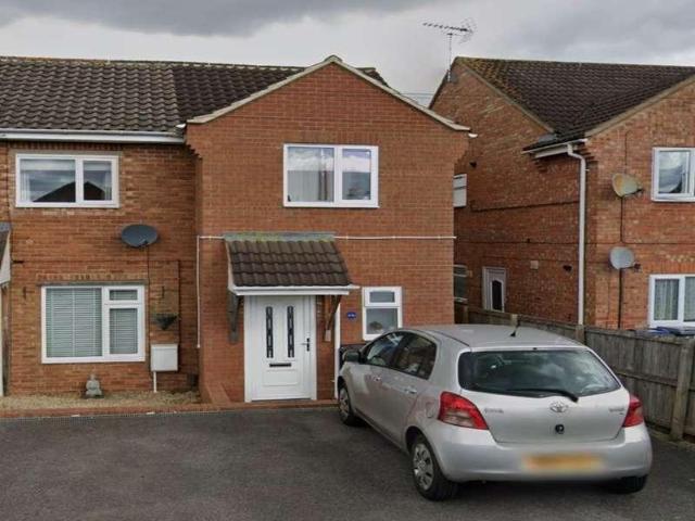 2 bed house to rent