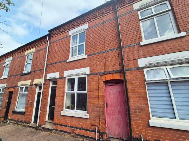 2 bed house to rent