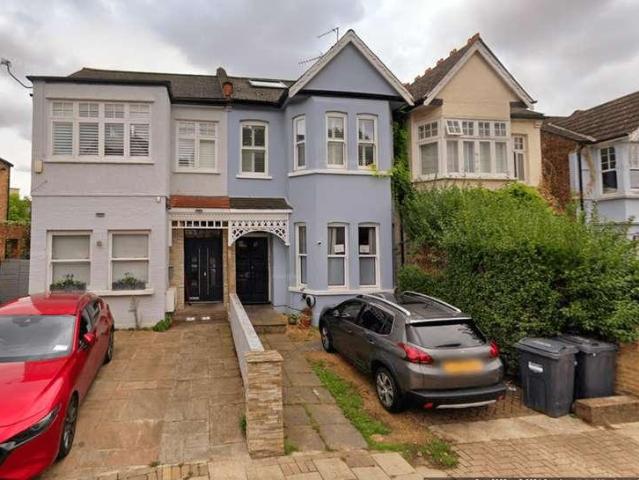 2 bed house to rent
