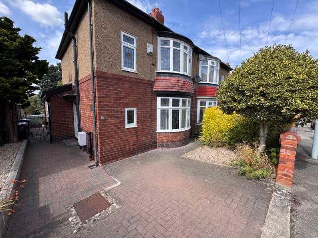 2 bed house to rent