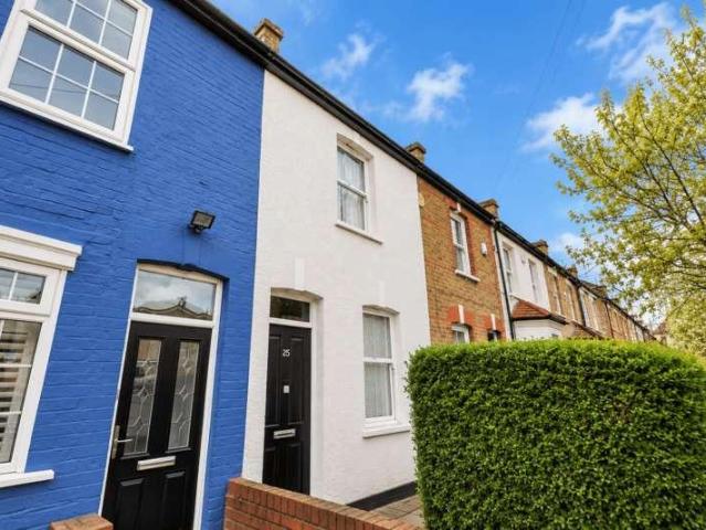 2 bed house to rent