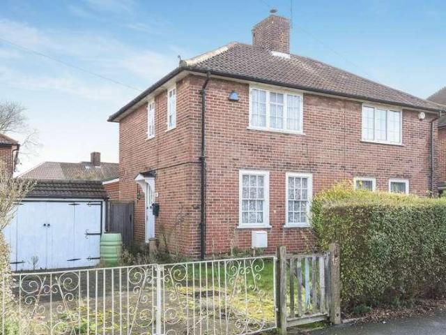 2 bed house to rent