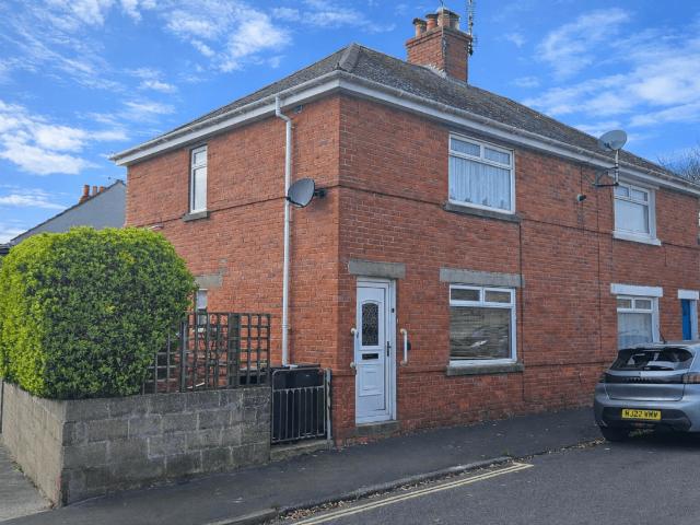 2 bed house for sale