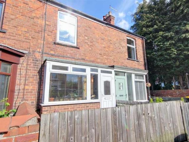 2 bed house for sale