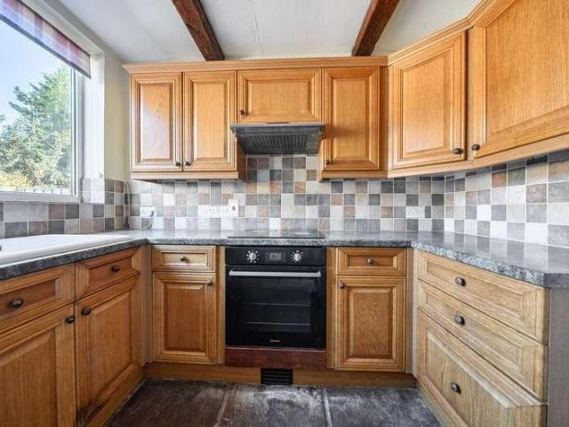 2 bed house for sale