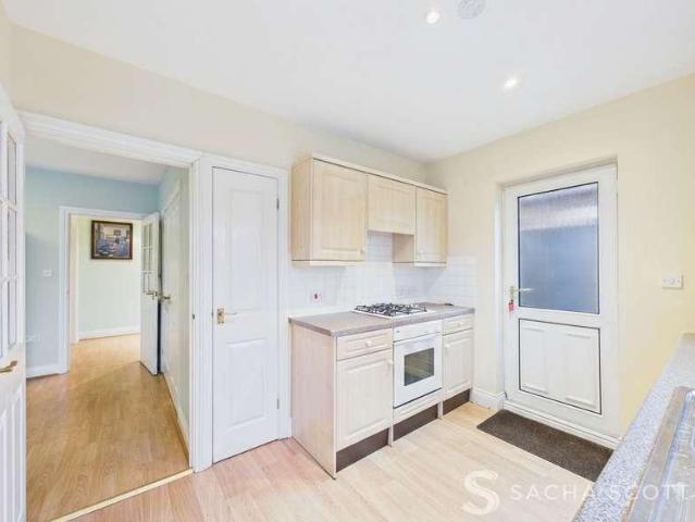 2 bed house for sale