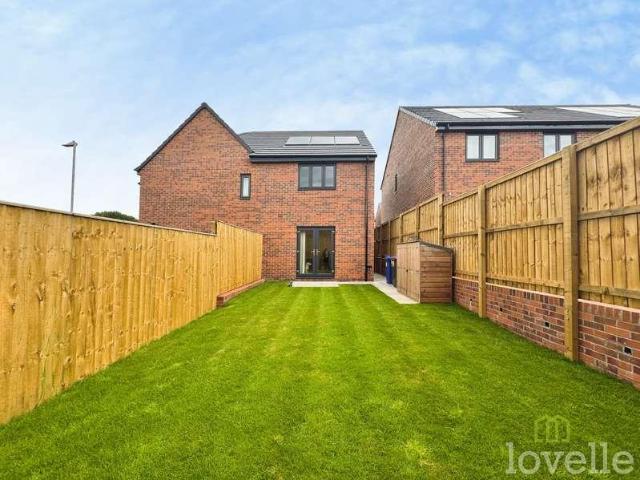 2 bed house for sale