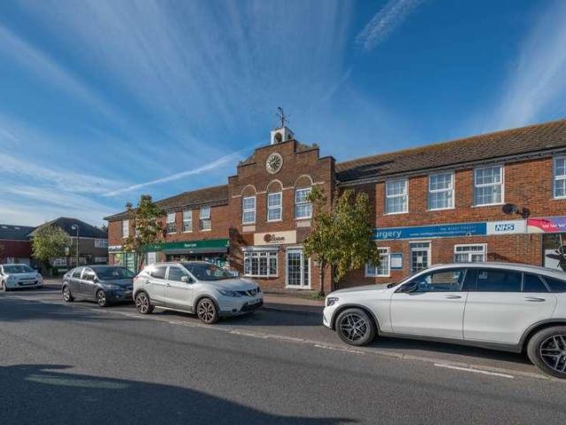 2 bed house for sale