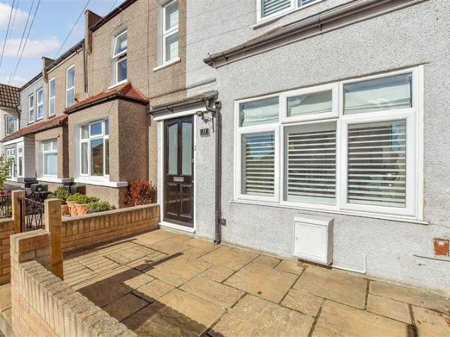 2 bed house for sale