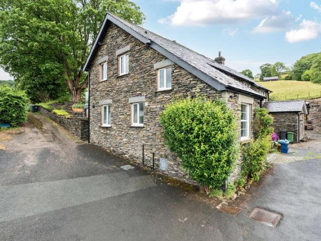 2 bed house for sale