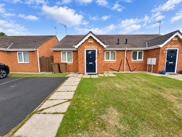 2 bed house for sale