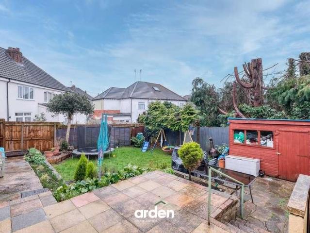 2 bed house for sale