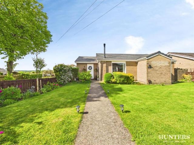 2 bed house for sale