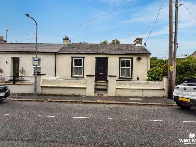 2 bed house for sale