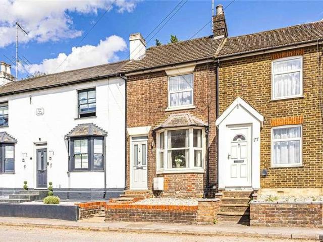 2 bed house for sale