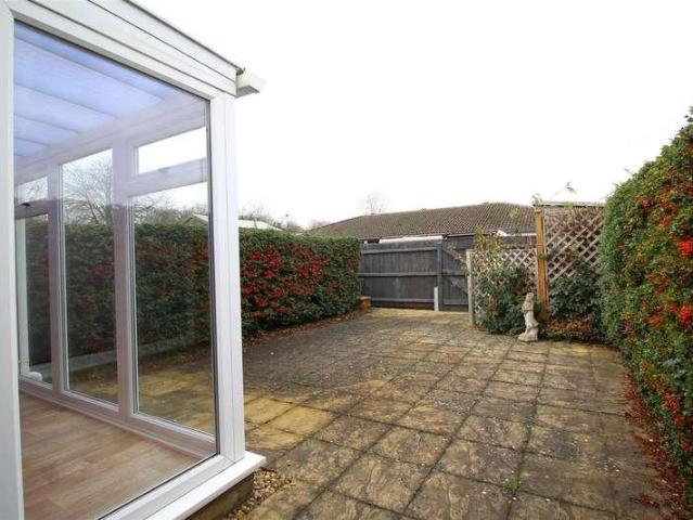 2 bed house for sale
