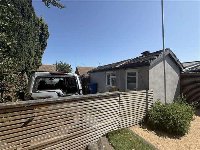 2 bed house for sale