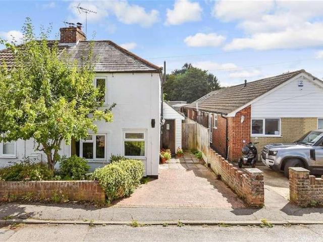 2 bed house for sale
