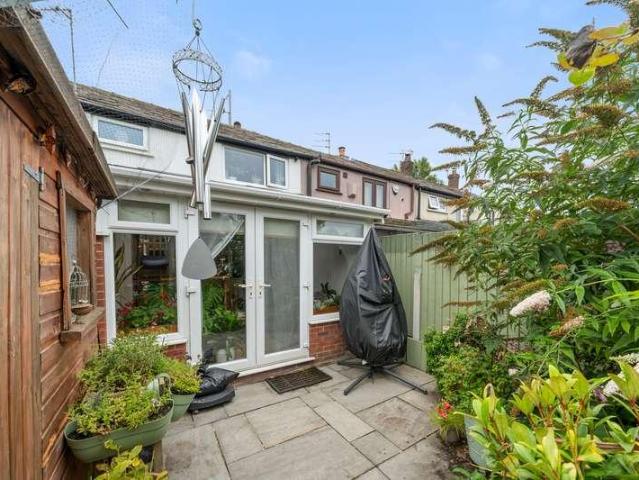 2 bed house for sale