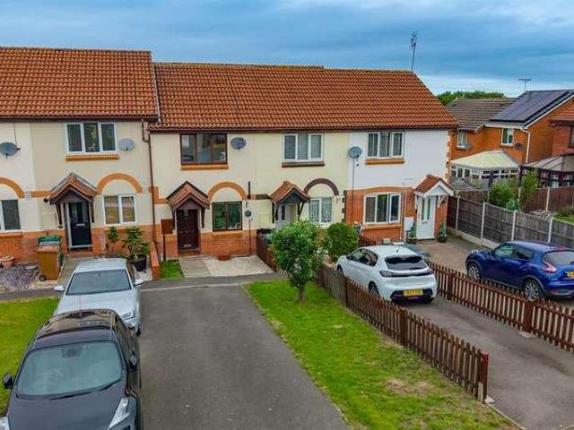 2 bed house for sale
