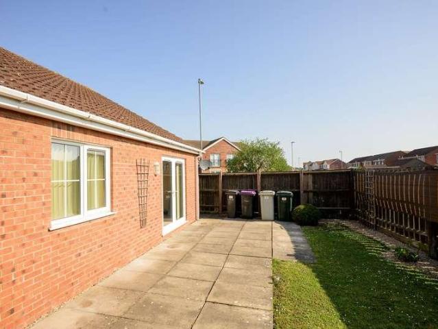2 bed house for sale