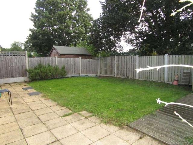 2 bed house for sale