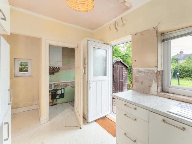 2 bed house for sale