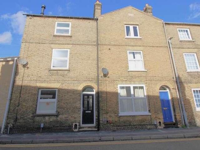 2 bed house for sale