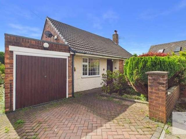 2 bed house for sale