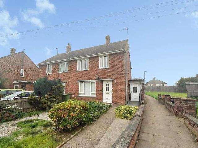 2 bed house for sale